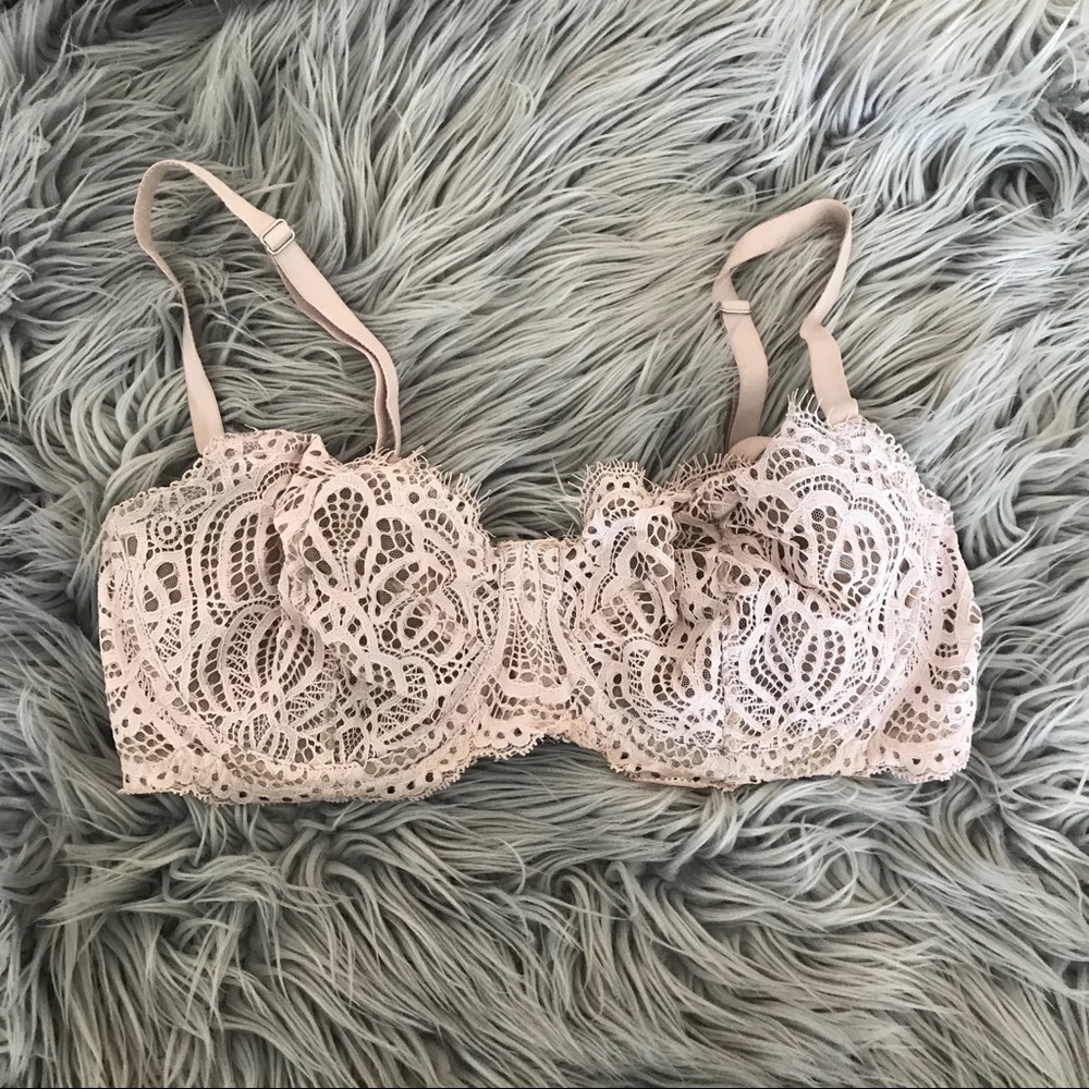 Light pink lace bra